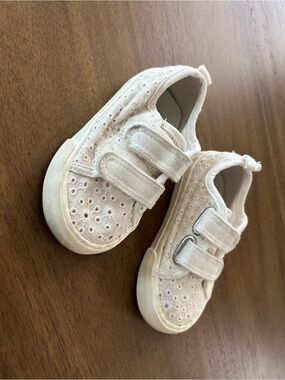 H&M white Eyelet Velcro Sneakers for Kids